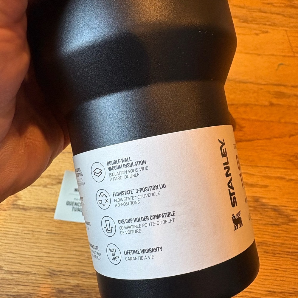 Stanley 40oz Quencher H2.0 Black Tumbler - Picture 5 of 8